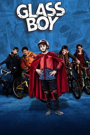 смотреть Стеклянный мальчик (2020)
